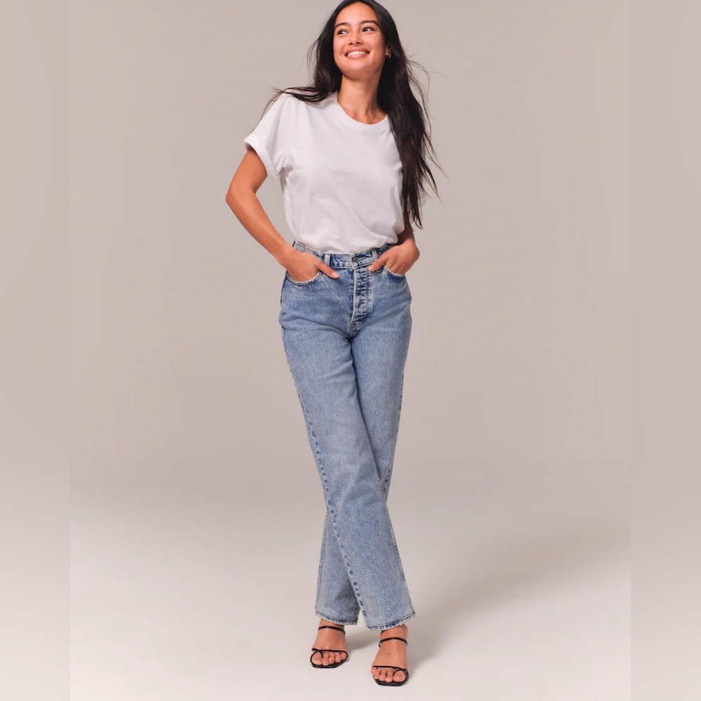 Abercrombie Light Wash High Rise Dad Jeans